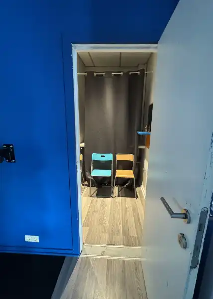 Handelspand tegenover Shopping1 foto 12