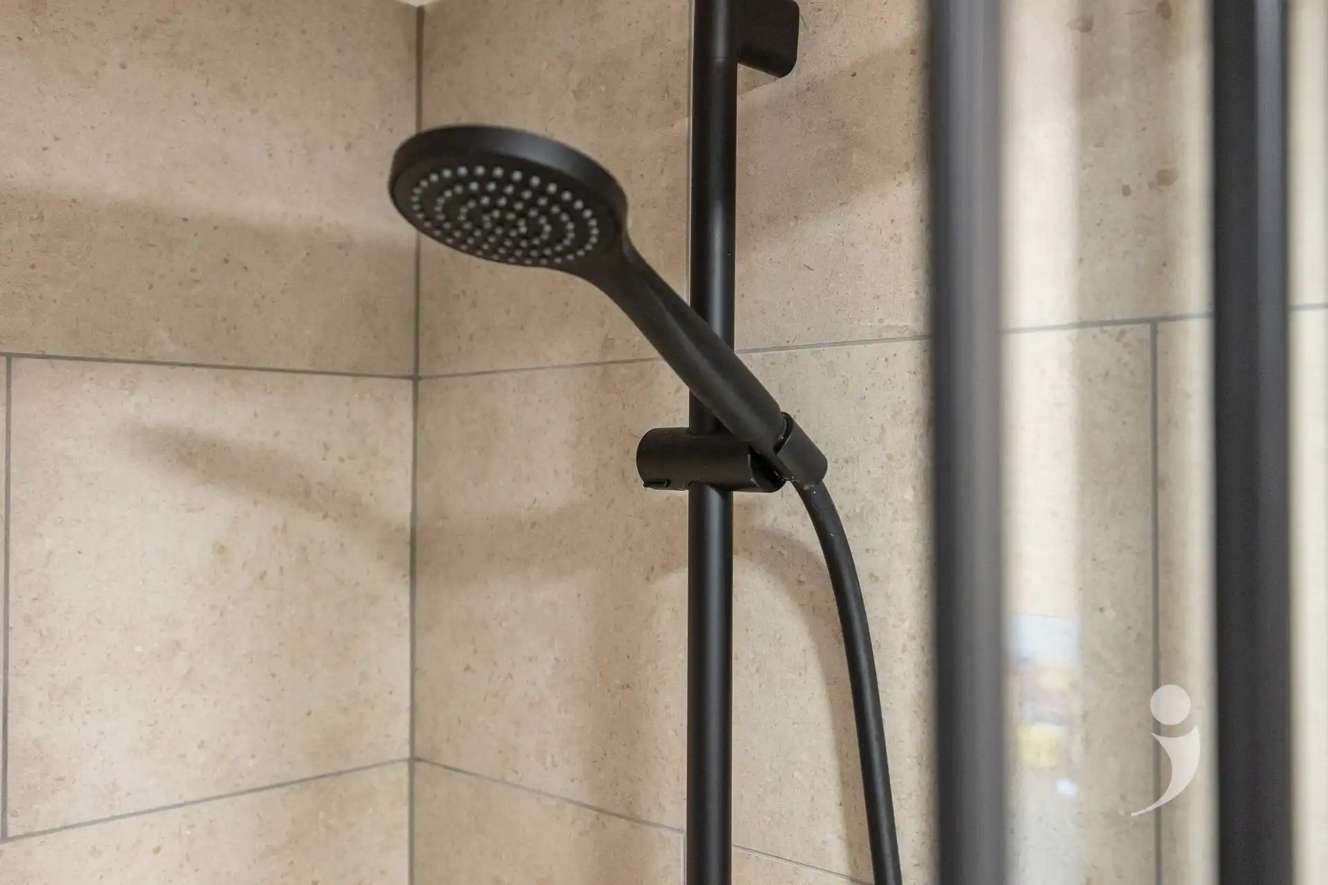 High-end studentenkamer in centrum Leuven foto 11