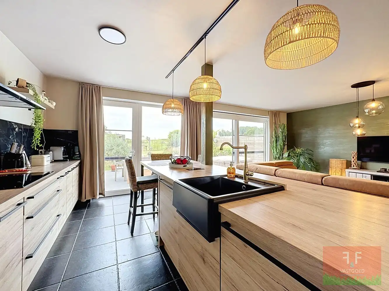 Moderne gezinswoning met 3 slaapkamers, zonneterras en grote tuin te Vlierzele - Instapklaar, gebouwd in 2022! foto 10