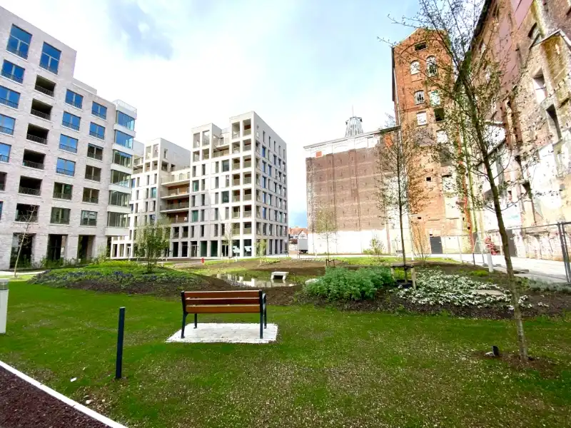 Instapklaar recent appartement met 2 slaapkamers foto 25