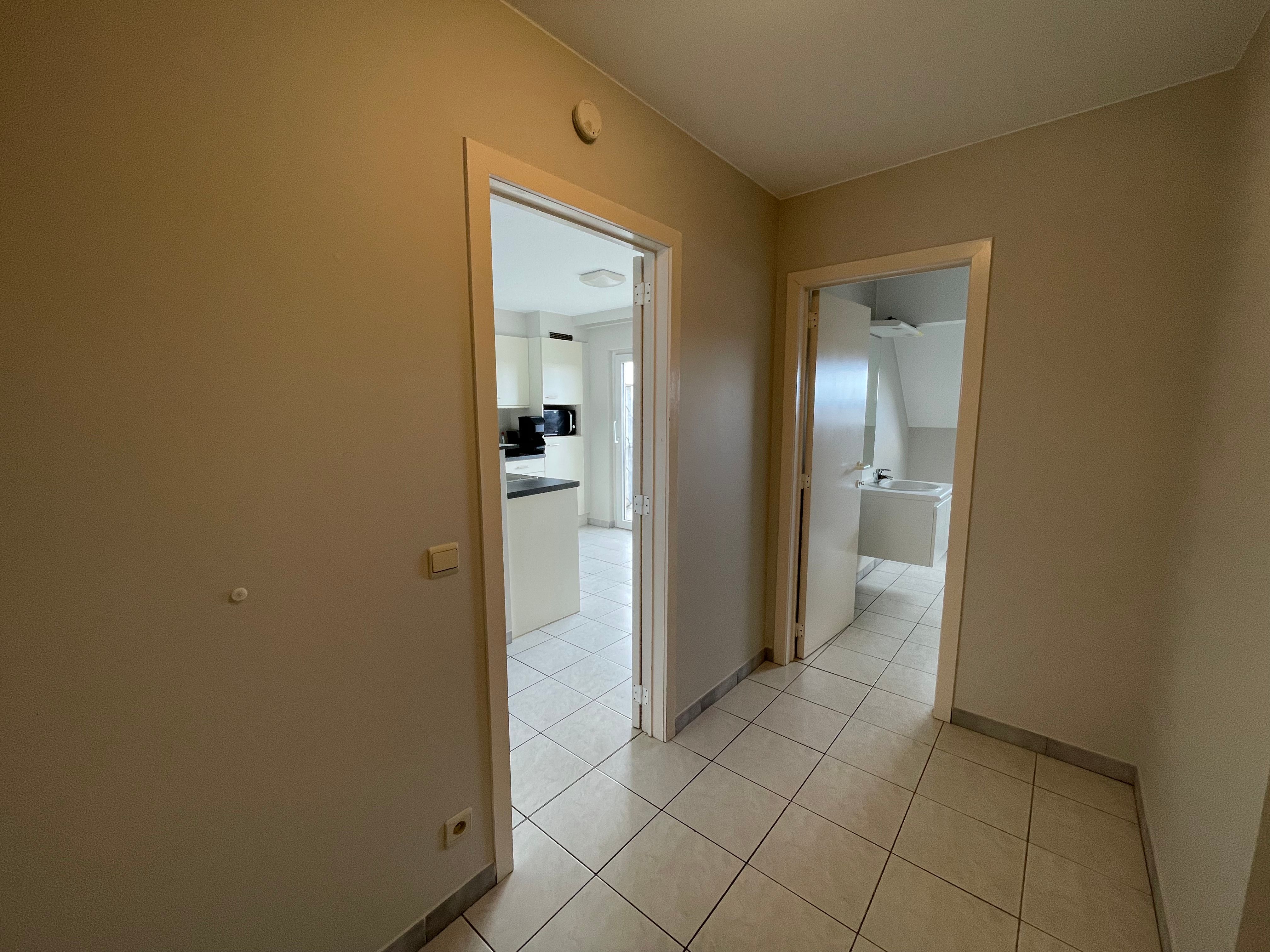 Mooi duplexappartement met drie slaapkamers en twee zongerichte terrassen. foto 2