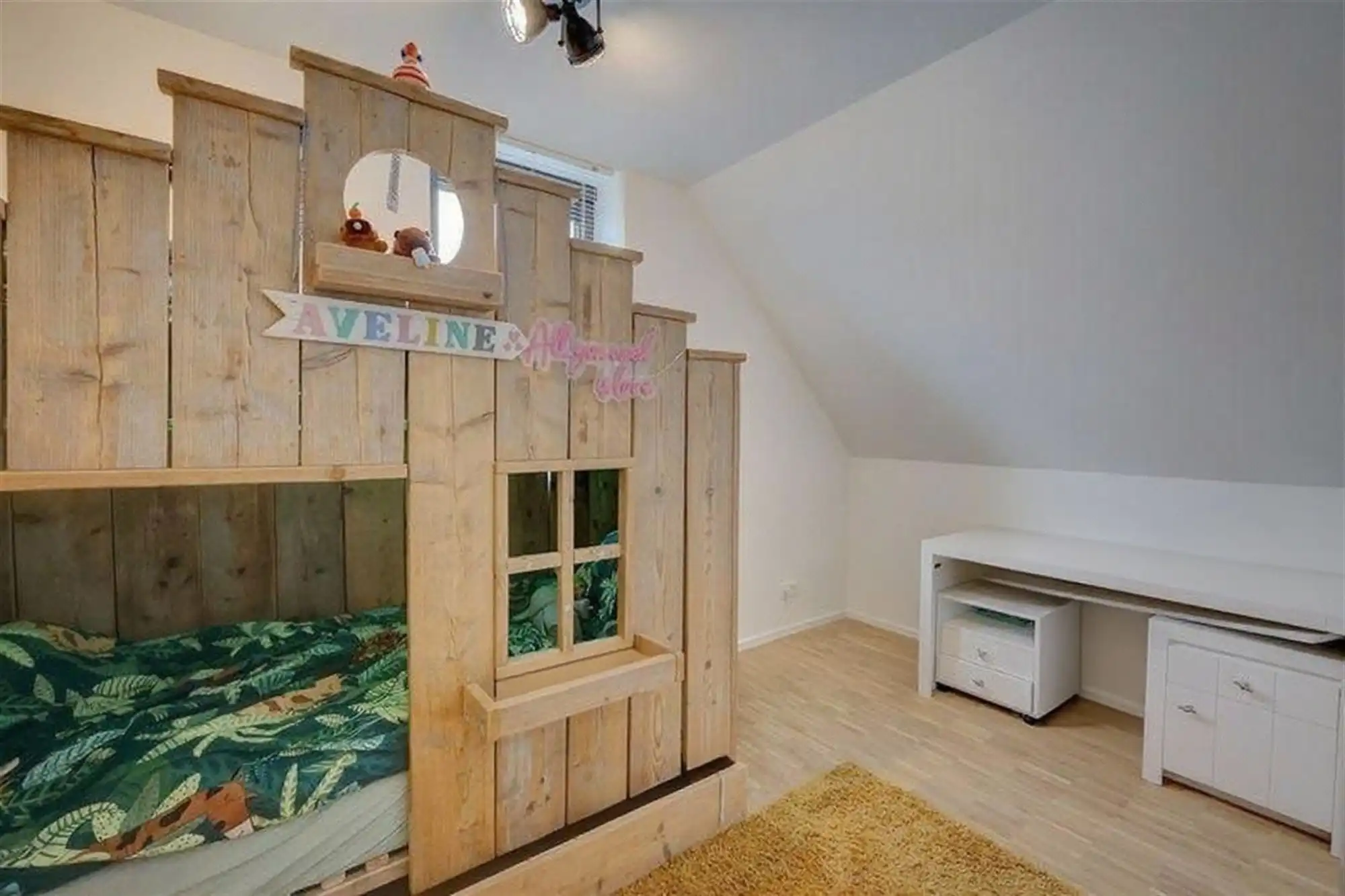 Luxe penthouse met 3 slaapkamers met prachtig terras in Ranst! foto 10