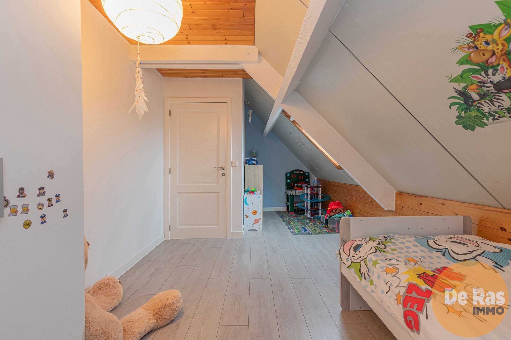 LEBBEKE – Moderne HOB met terras op centrale ligging foto 17