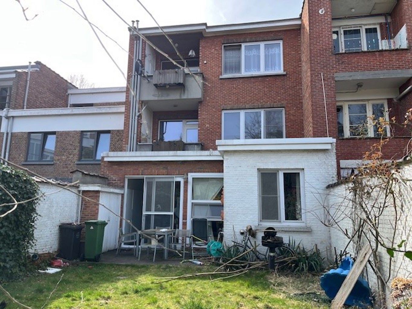 Appartementsgebouw met 3 appartementen in Tentoonstellingswijk. foto 44