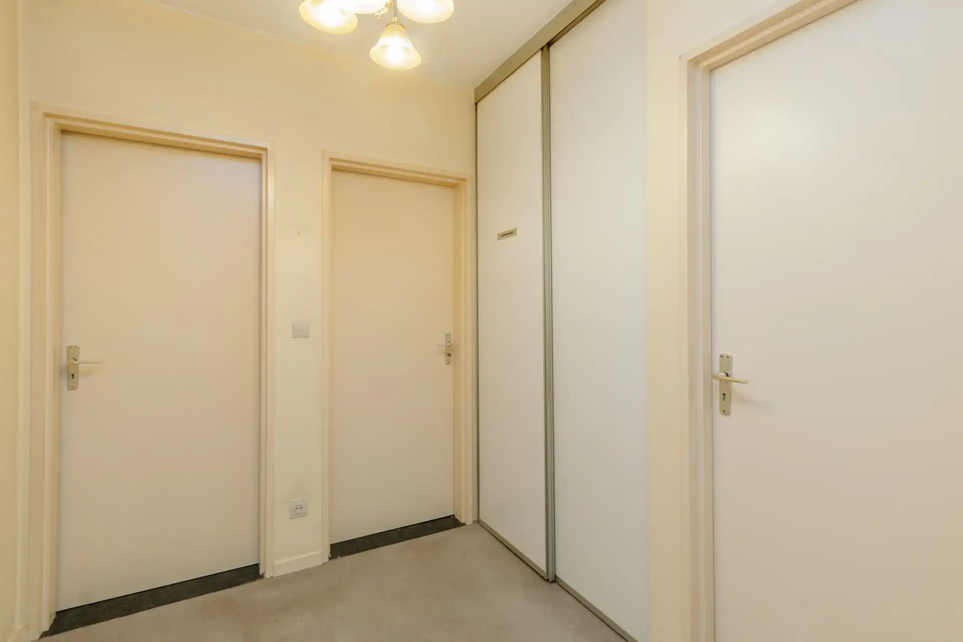 Appartement in verzorgde residentie aan centrum Wilrijk foto 8