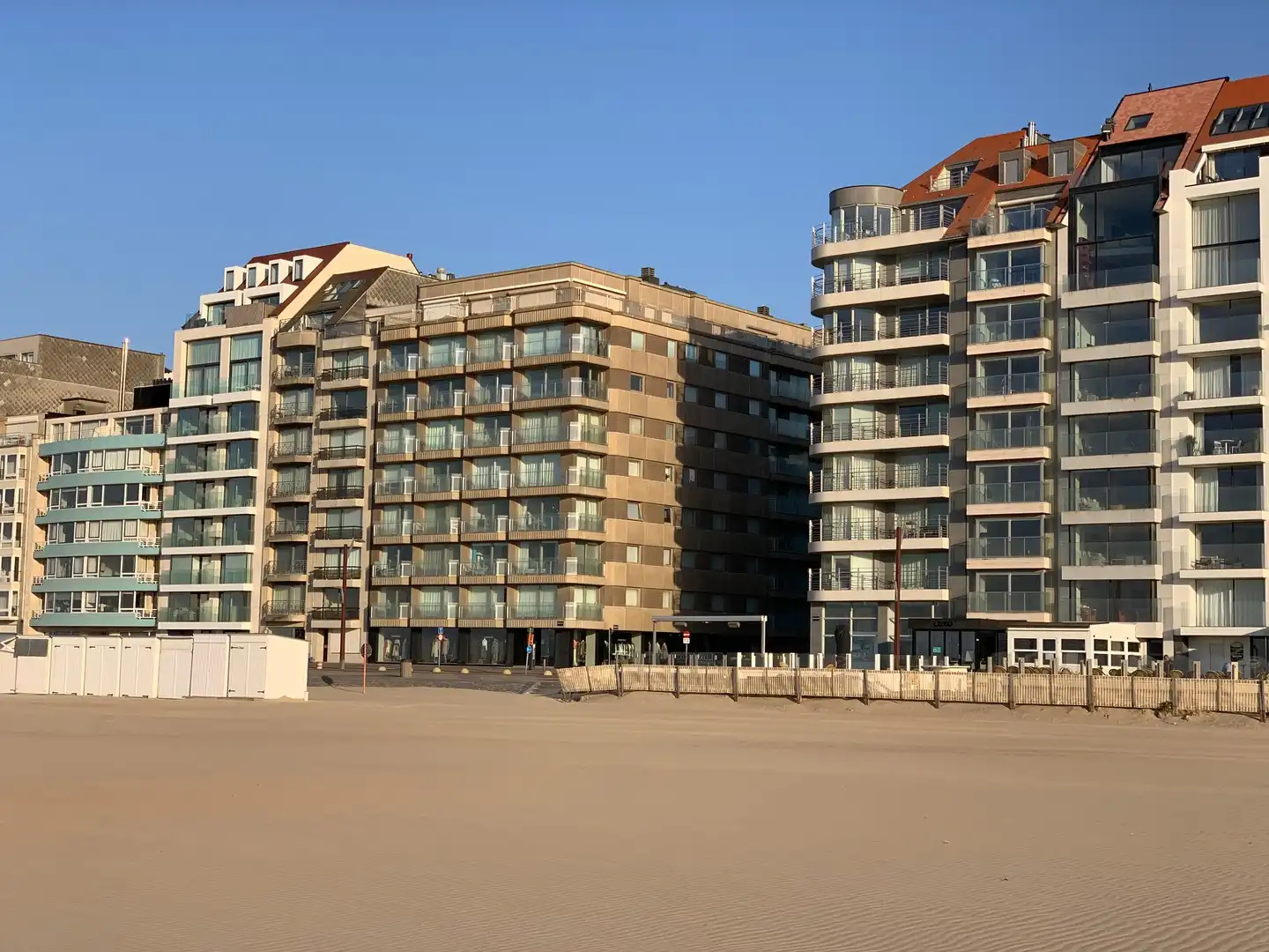 Luxueus gerenoveerd appartement met zijdelings zeezicht in hartje Knokke. foto 9