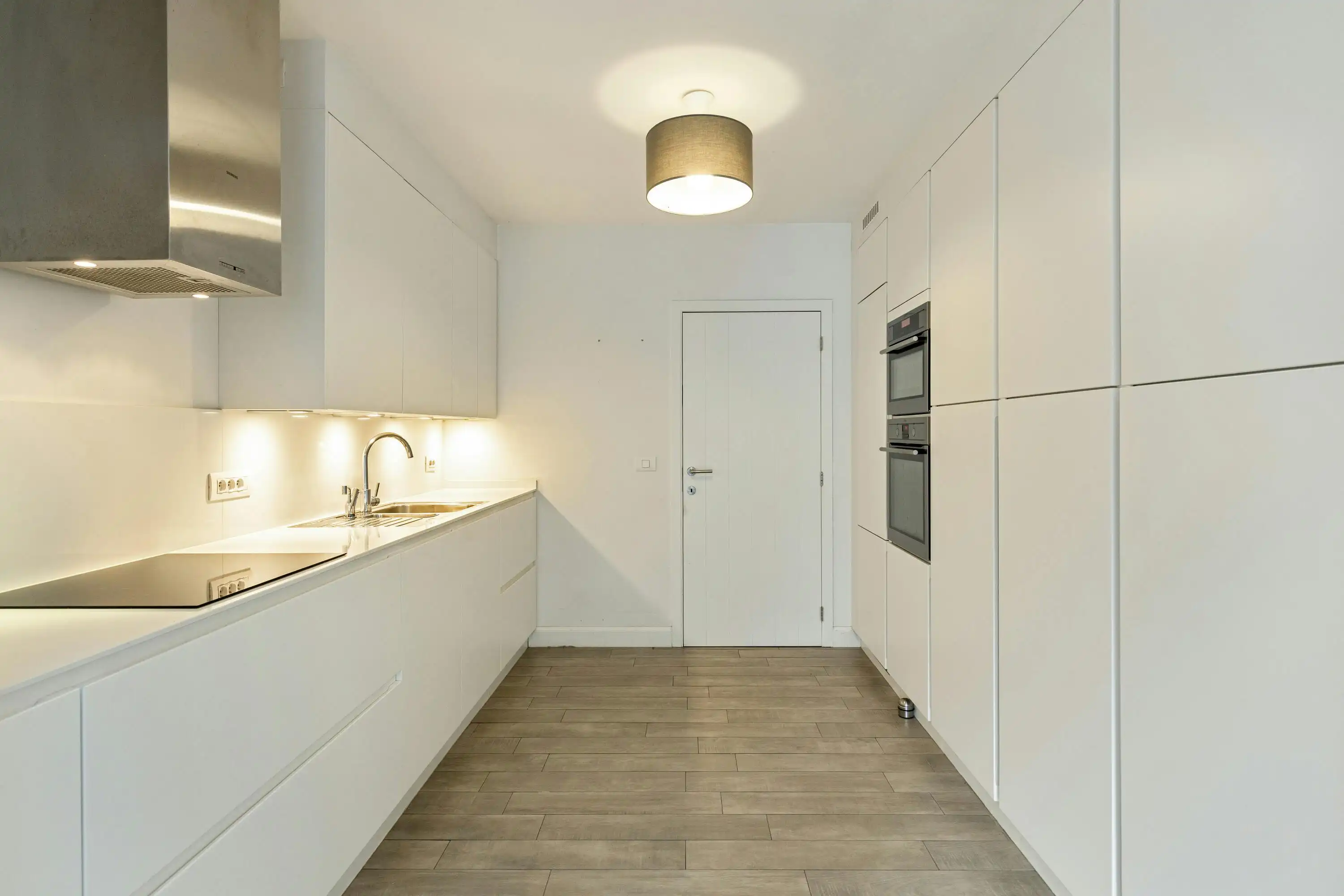 Instapklaar huis te koop met tuin en garage in Brugge foto 7