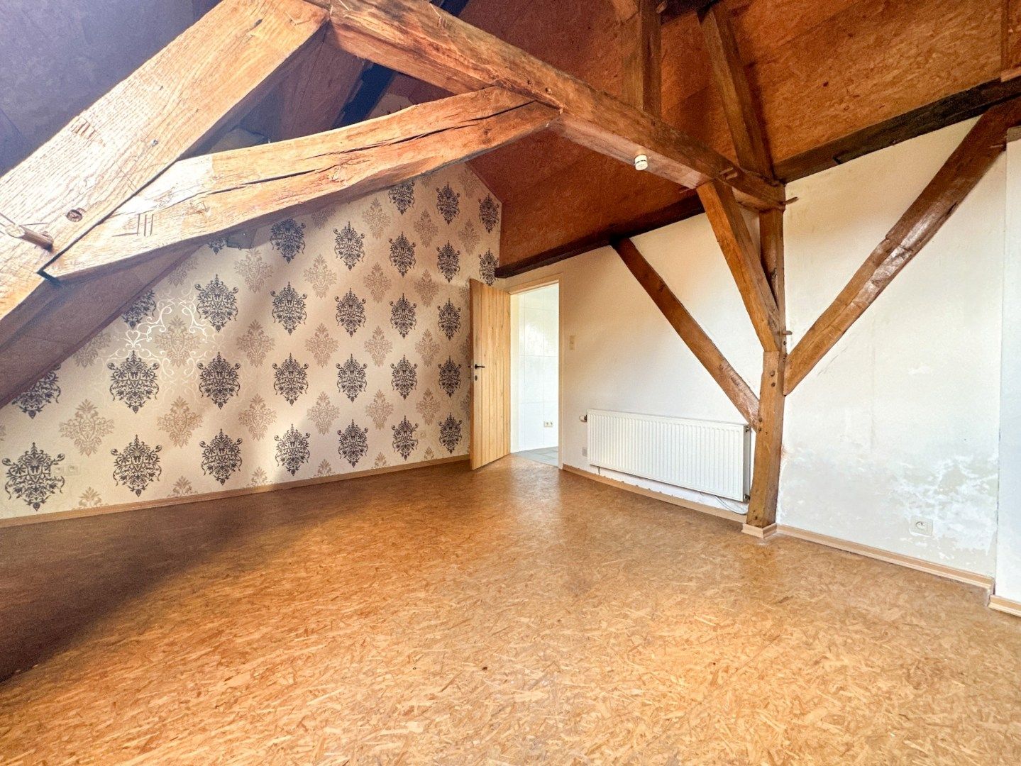 Woning met 3 slpk, tuintje en carport, Torhout foto 13