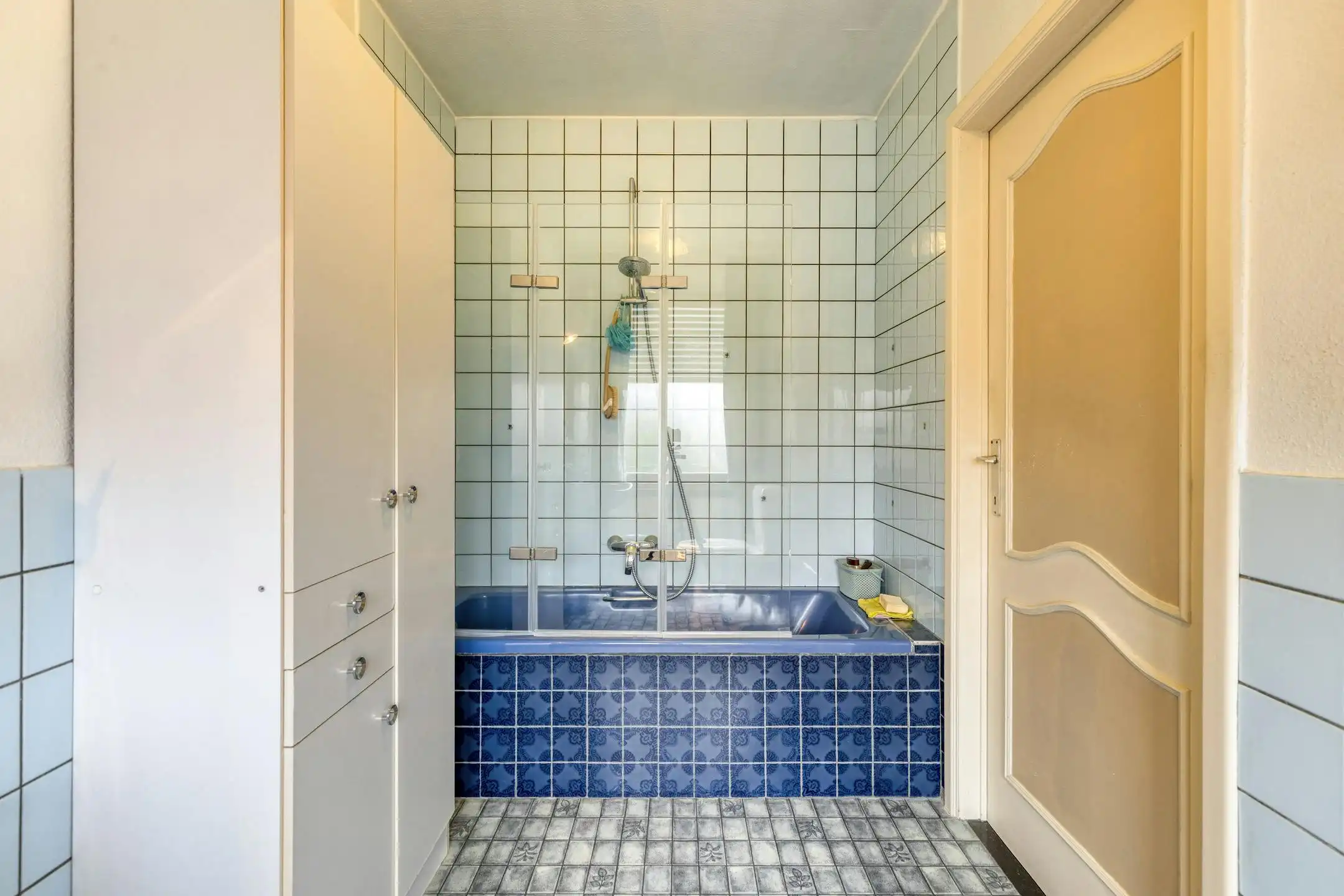 Halfopen bebouwing (4 slpk) te Sint-Andries in doodlopend straat  foto 15