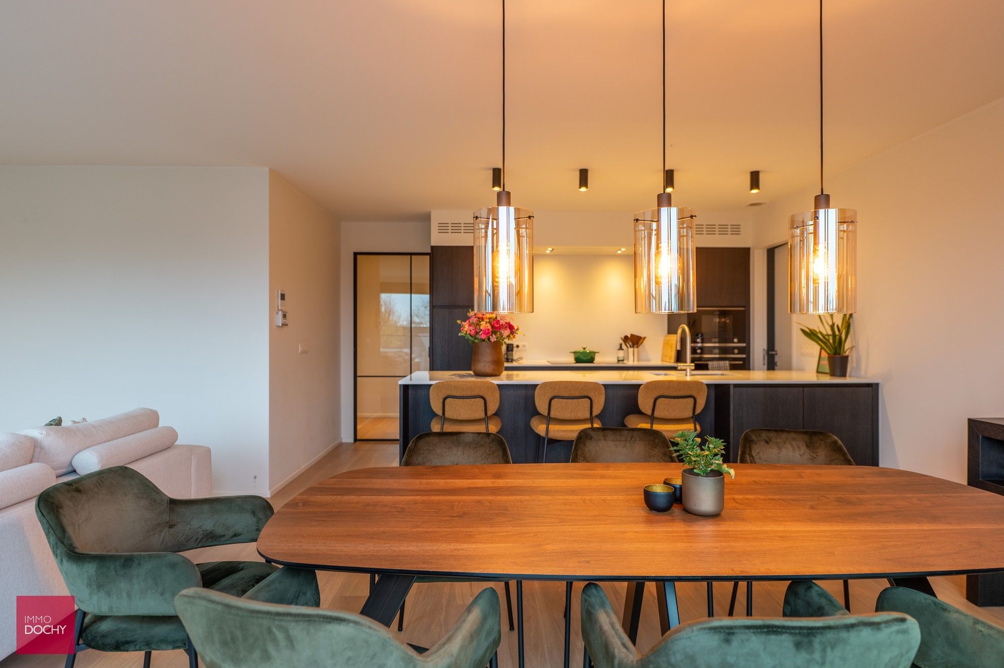 Prachtig afgewerkt appartement met ruim zonneterras centrum Waregem foto 16