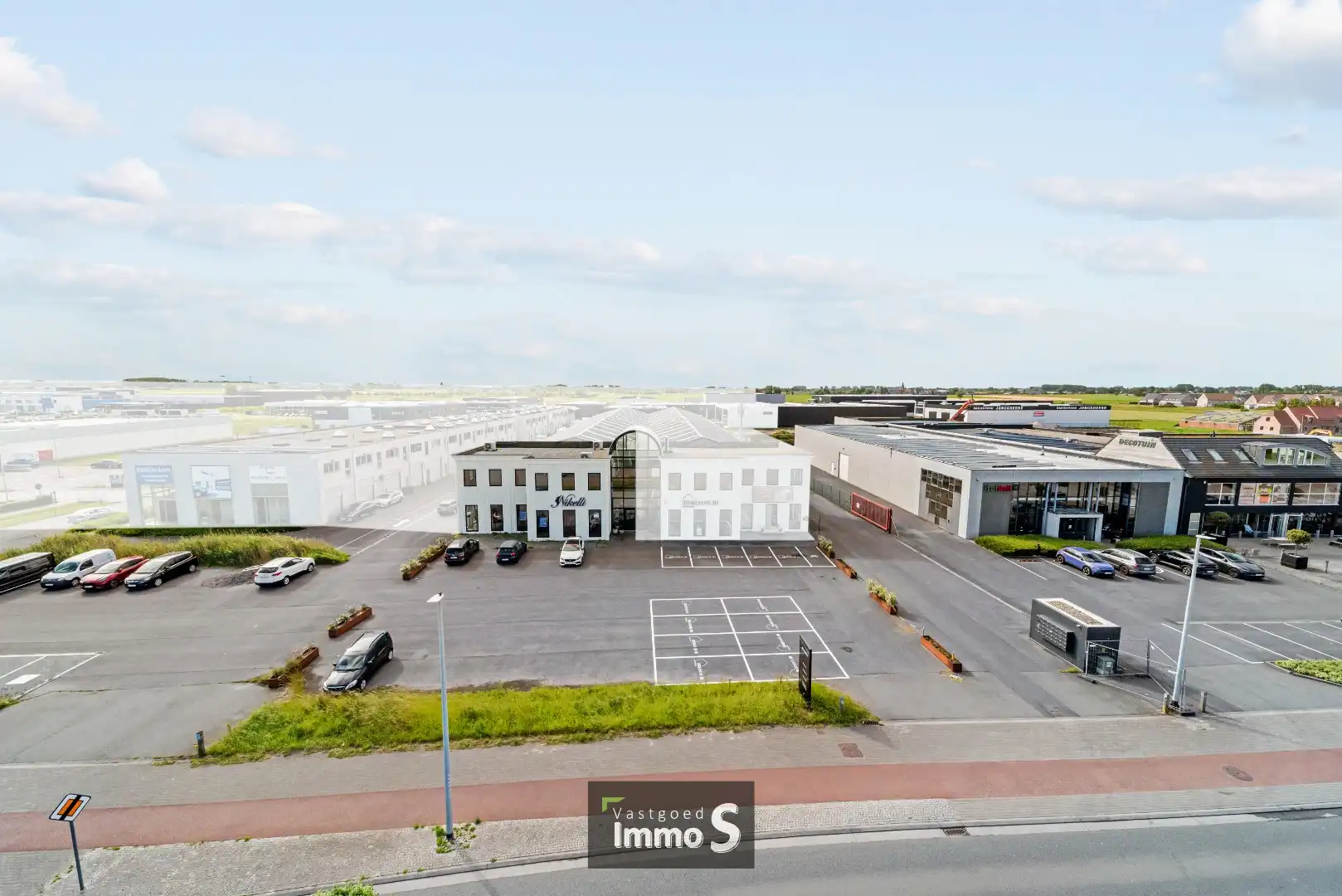 Instapklaar handelspand met sterke visibiliteit op commerciële ligging foto 3