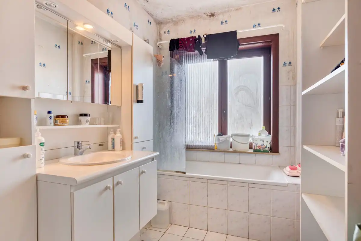 Ruim twee slaapkamer appartement nabij het hartje van Koksijde foto 11