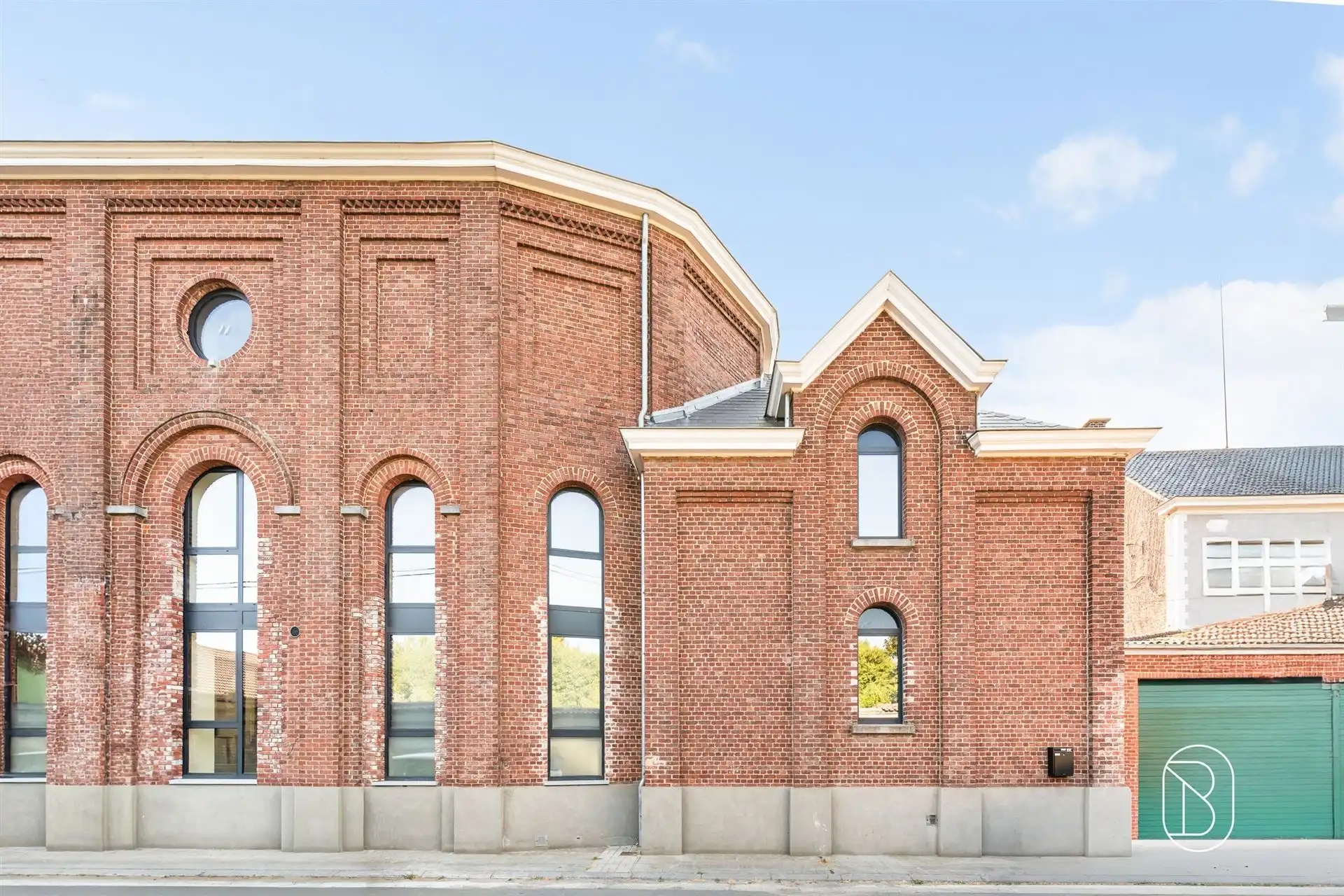 Uniek appartement in voormalige kapel in Celles foto {{pictureIndex}}