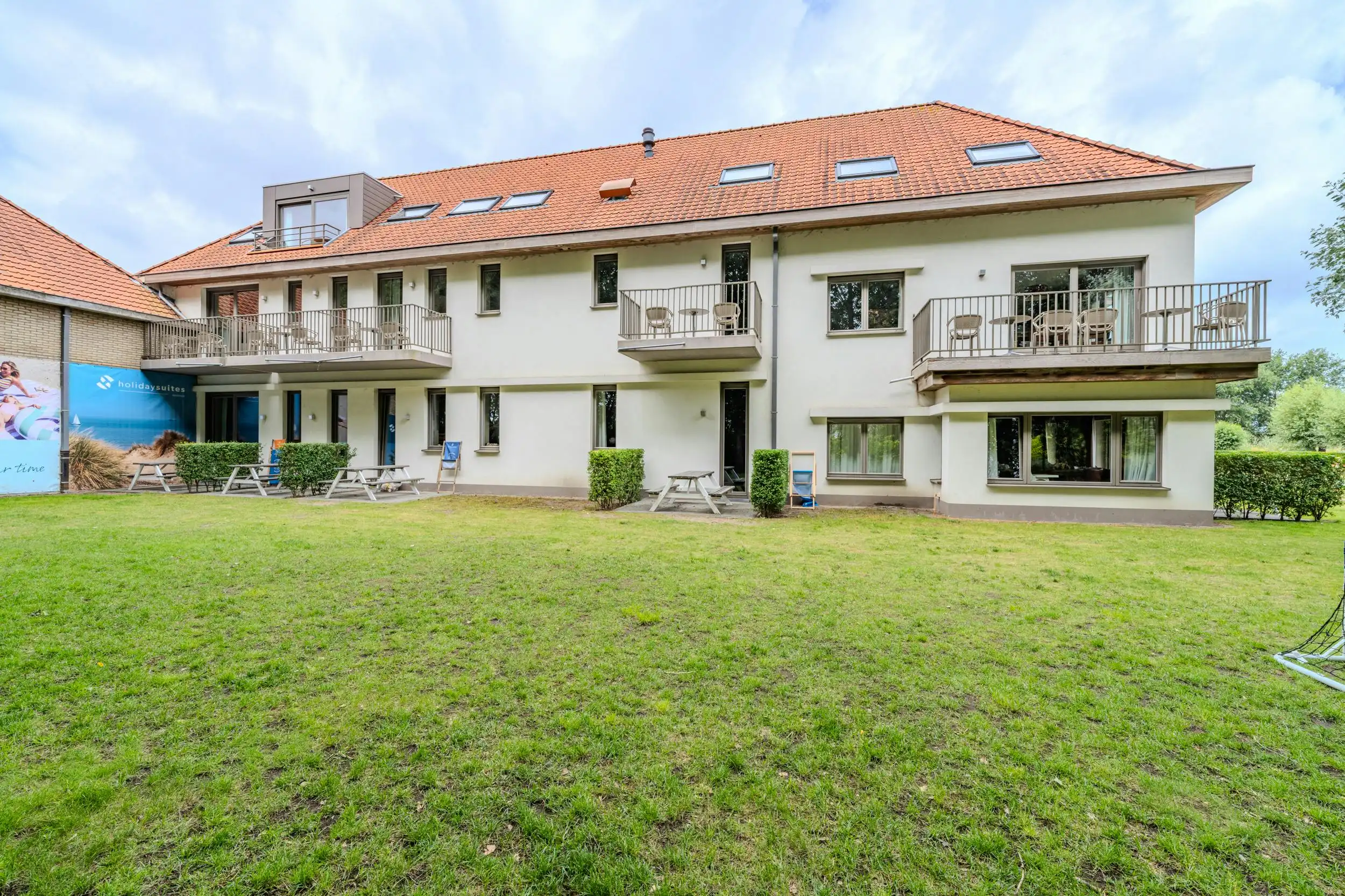 Instapklare studio te koop op een rustig domein te Westende! foto 18