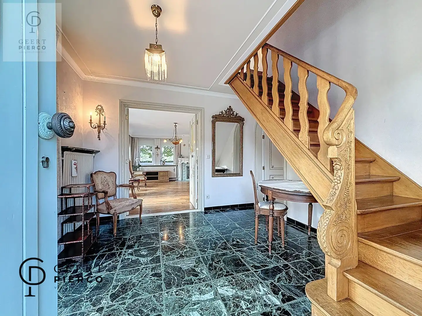 Hoofdfoto van de publicatie: Charmante Villa in het groen