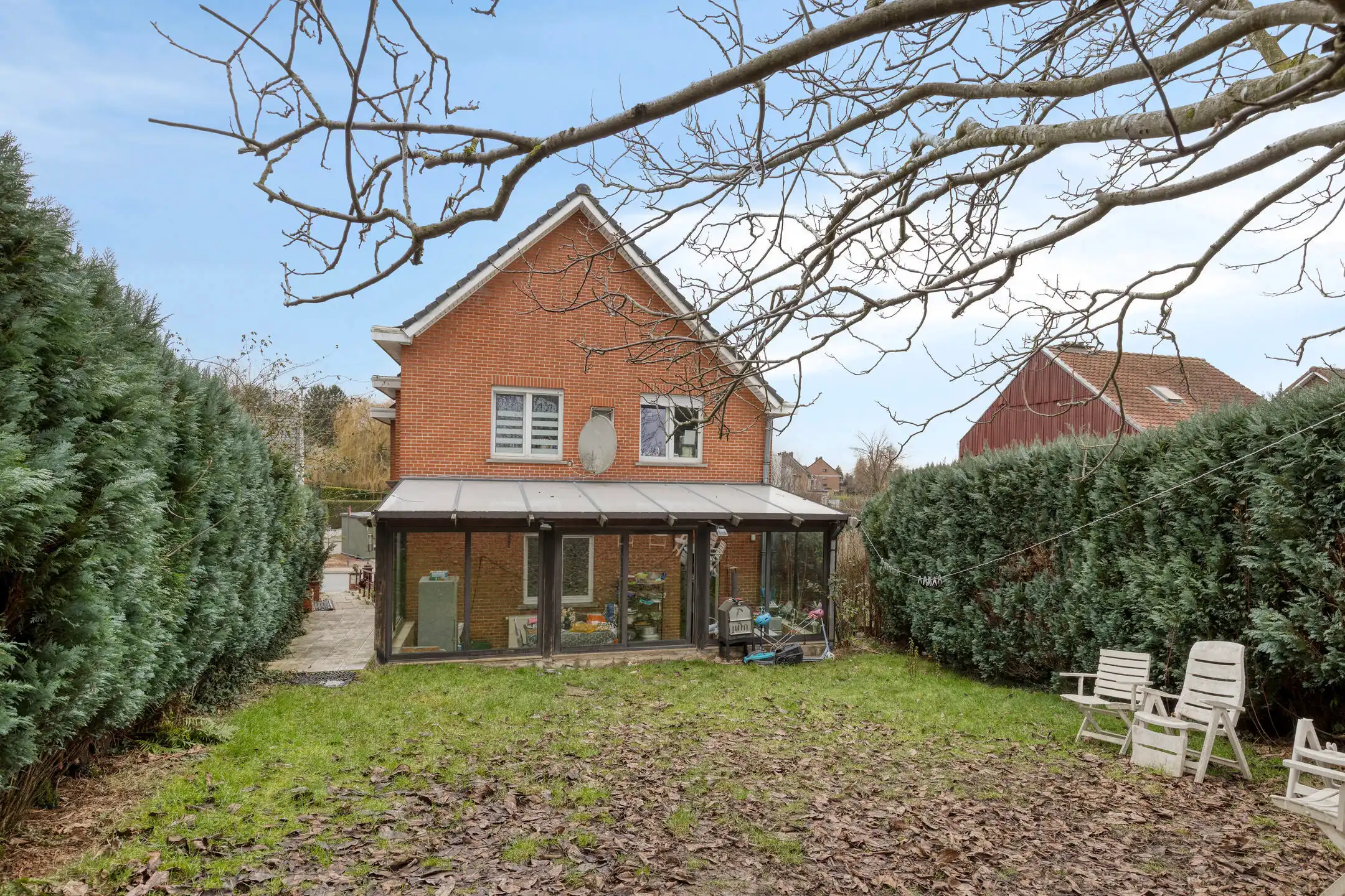 4 gevel met 5 kamers op TOP-locatie  foto {{pictureIndex}}