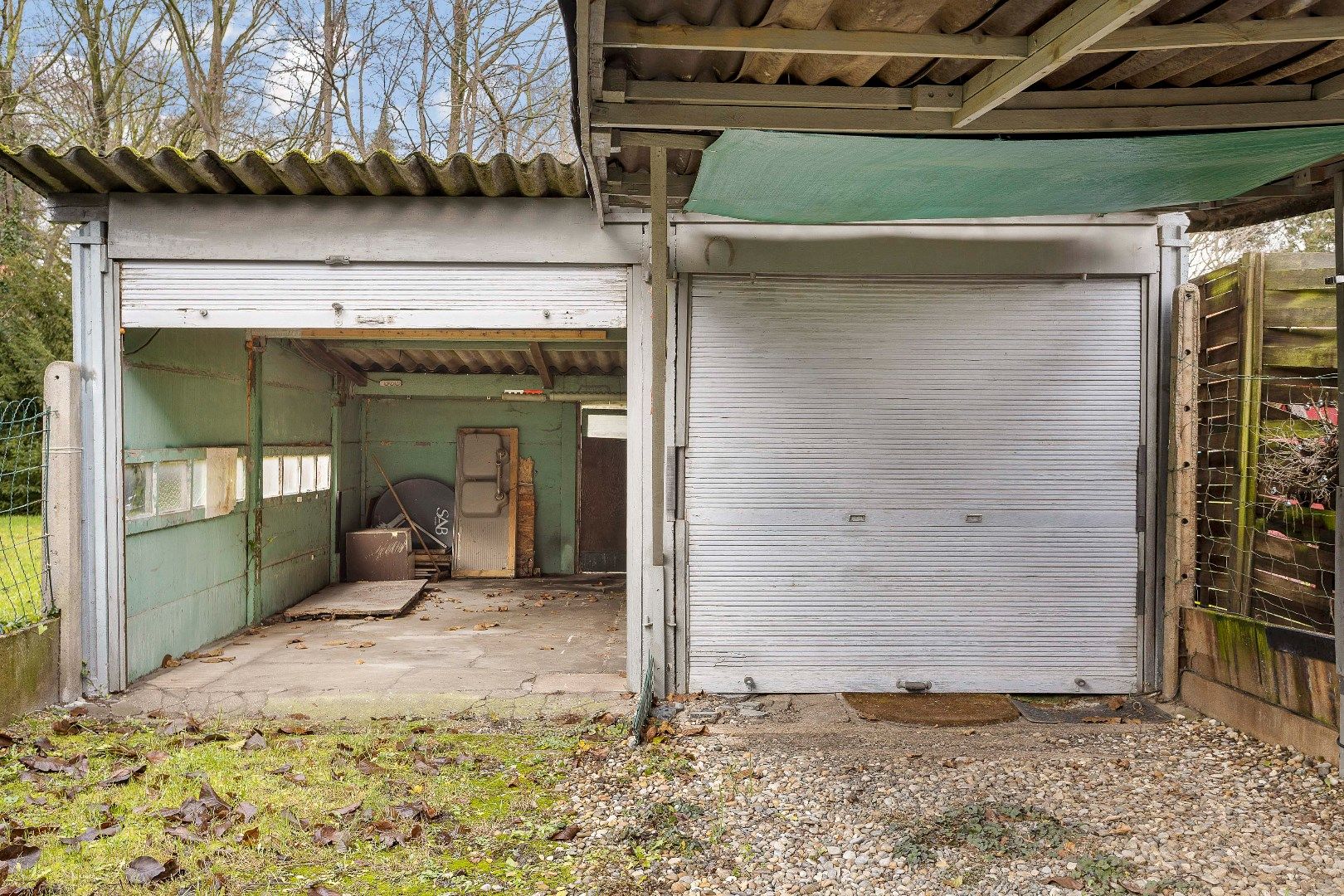 Te renoveren opbrengsteigendom met twee appartementen, parkings en tuin foto 22