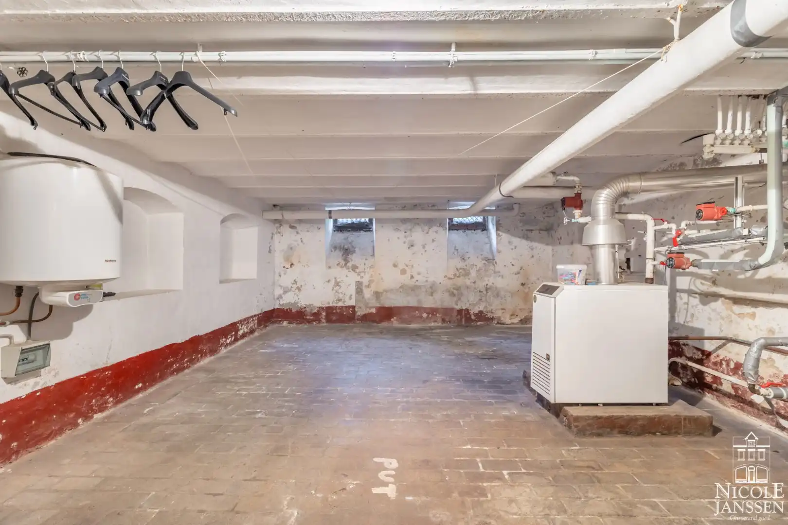 Authentiek herenhuis met conciërgewoning foto 34