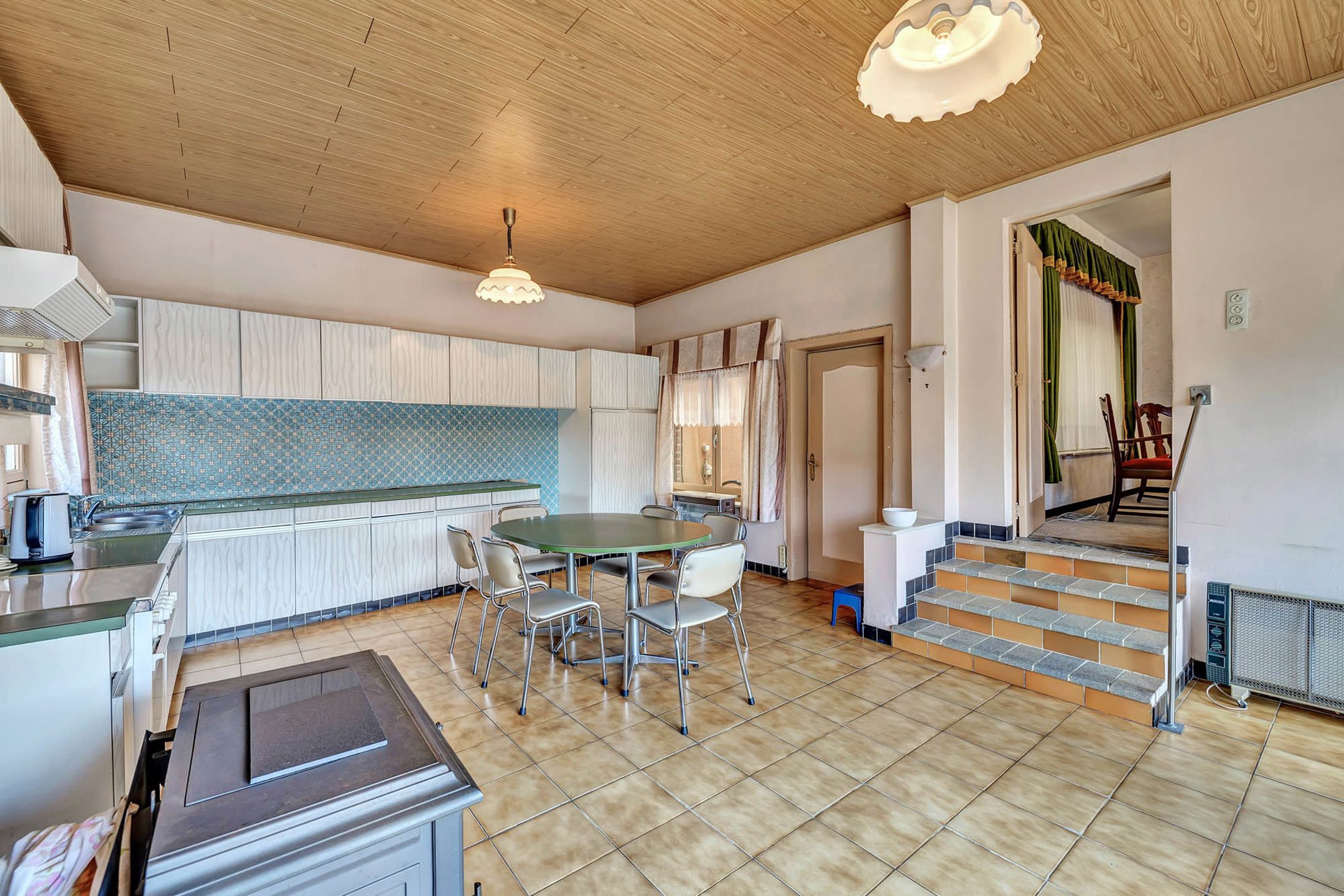 Ruime landelijk gelegen woning met veel potentieel foto 9
