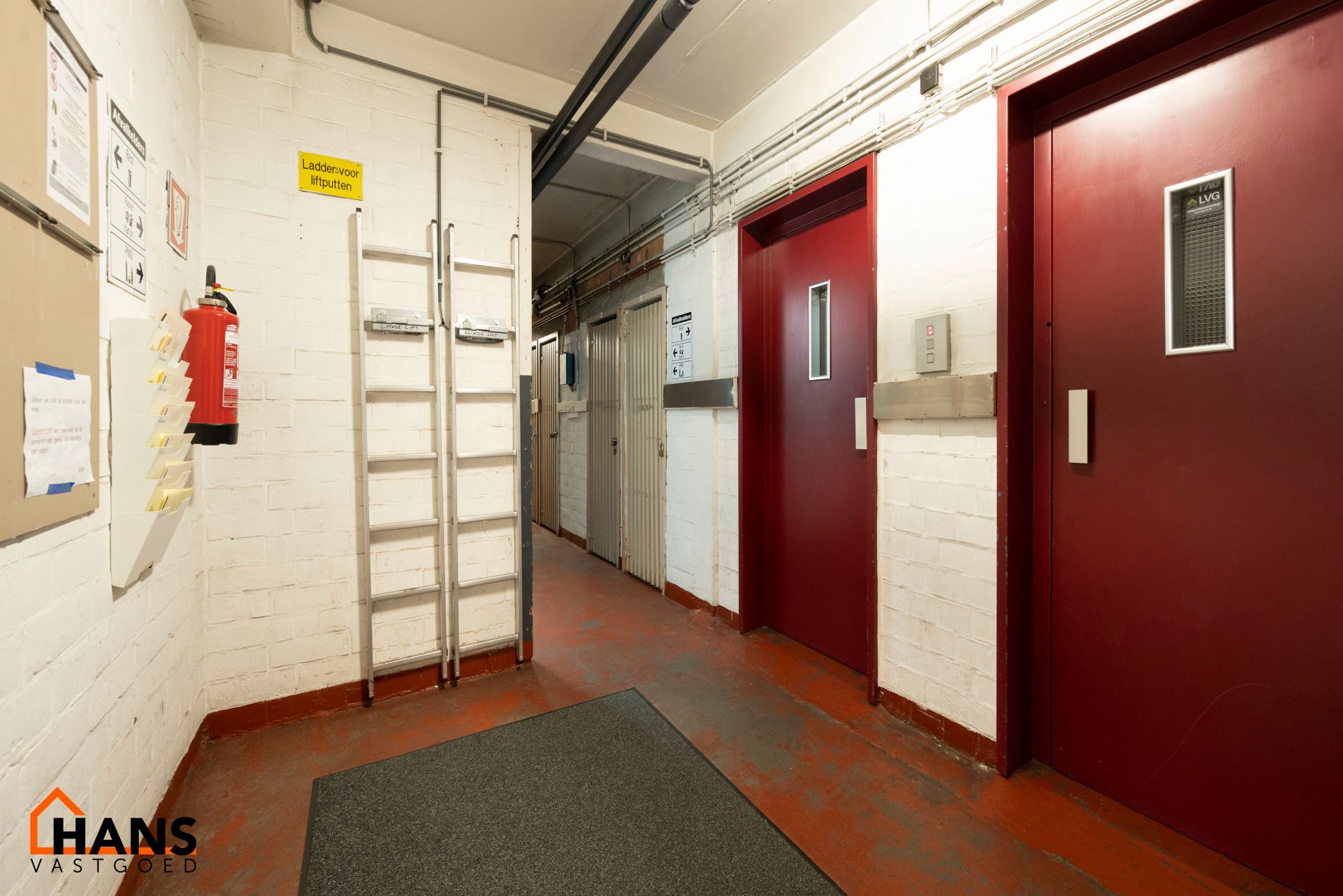 Riant appartement + staanplaats + kelder foto 21