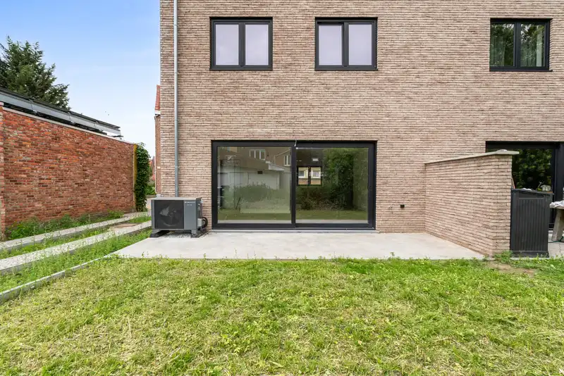 Nieuwbouw met trendy inrichting foto 33