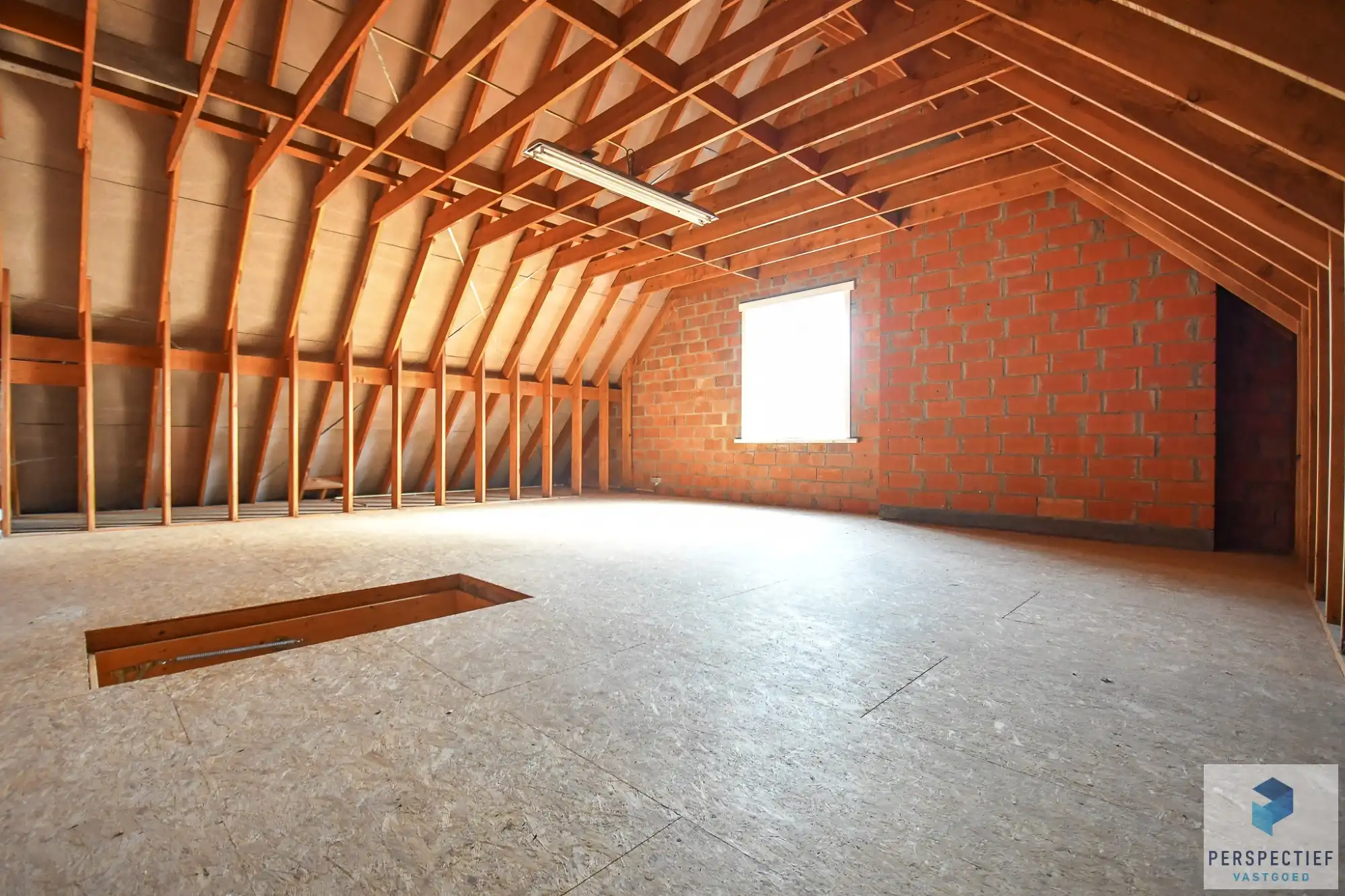 Instapklare GROTE (227m²) halfopen bebouwing (BJ 2001) met 4 slpks, dubbele garage & tuin foto 19
