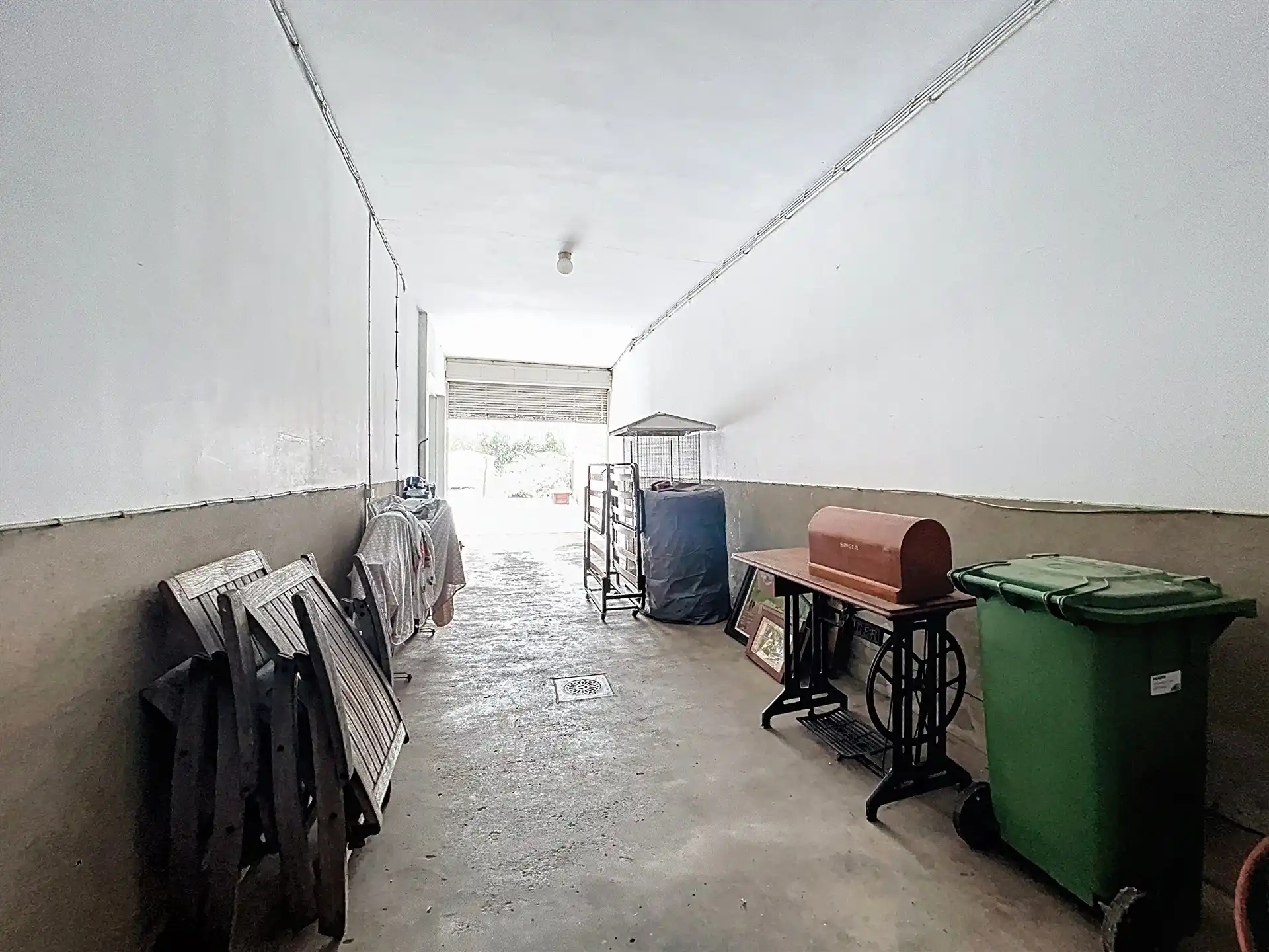 te renoveren gezinswoning  met 4 slaapkamers en mogelijkheid tot uitbreiding op perceel van 527m² foto 17