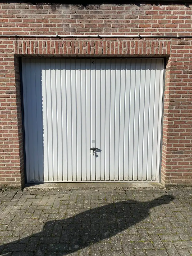 Garagebox ideaal voor wagen of opslag foto 3