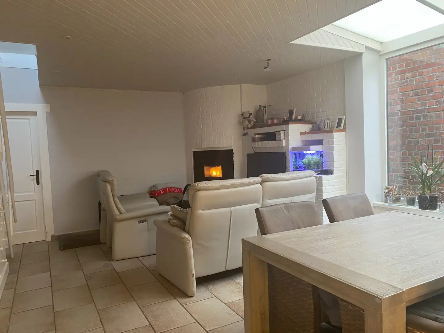 Mooie woning met 3 slaapkamers, garage en ruime tuin foto 2