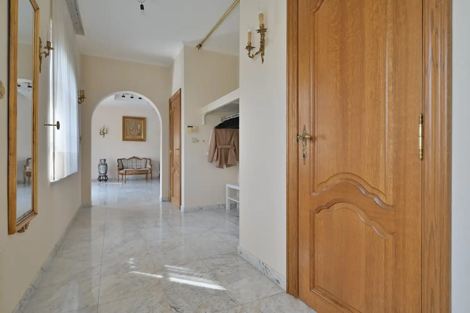 Magnifieke kasteelvilla met binnenzwembad, uniek gelegen in villawijk “Goudkust”, omringd door natuur, rust en optimale privacy foto 24