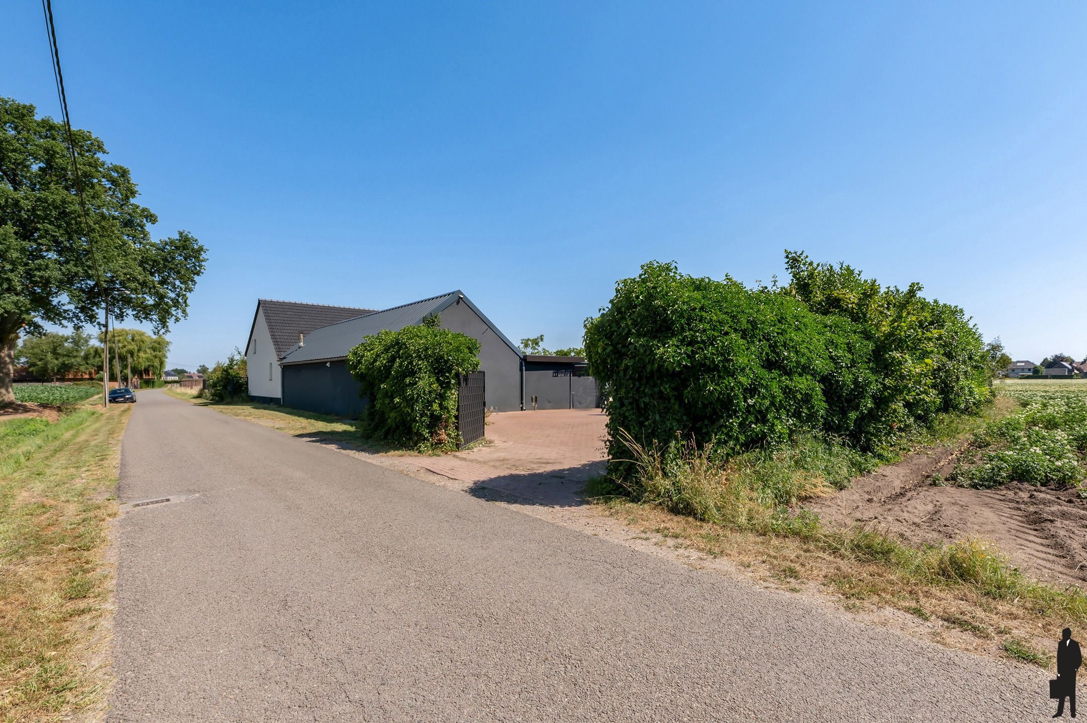 Idyllisch gelegen hoeve met 5 slpk, 2 badk. in Weelde foto 32