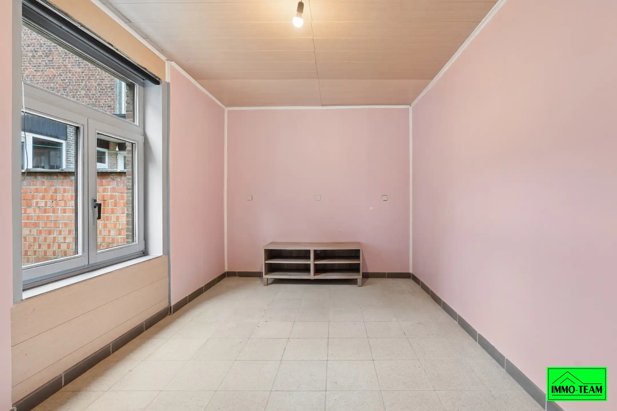 Deels gerenoveerde gezinswoning met potentieel  foto 20