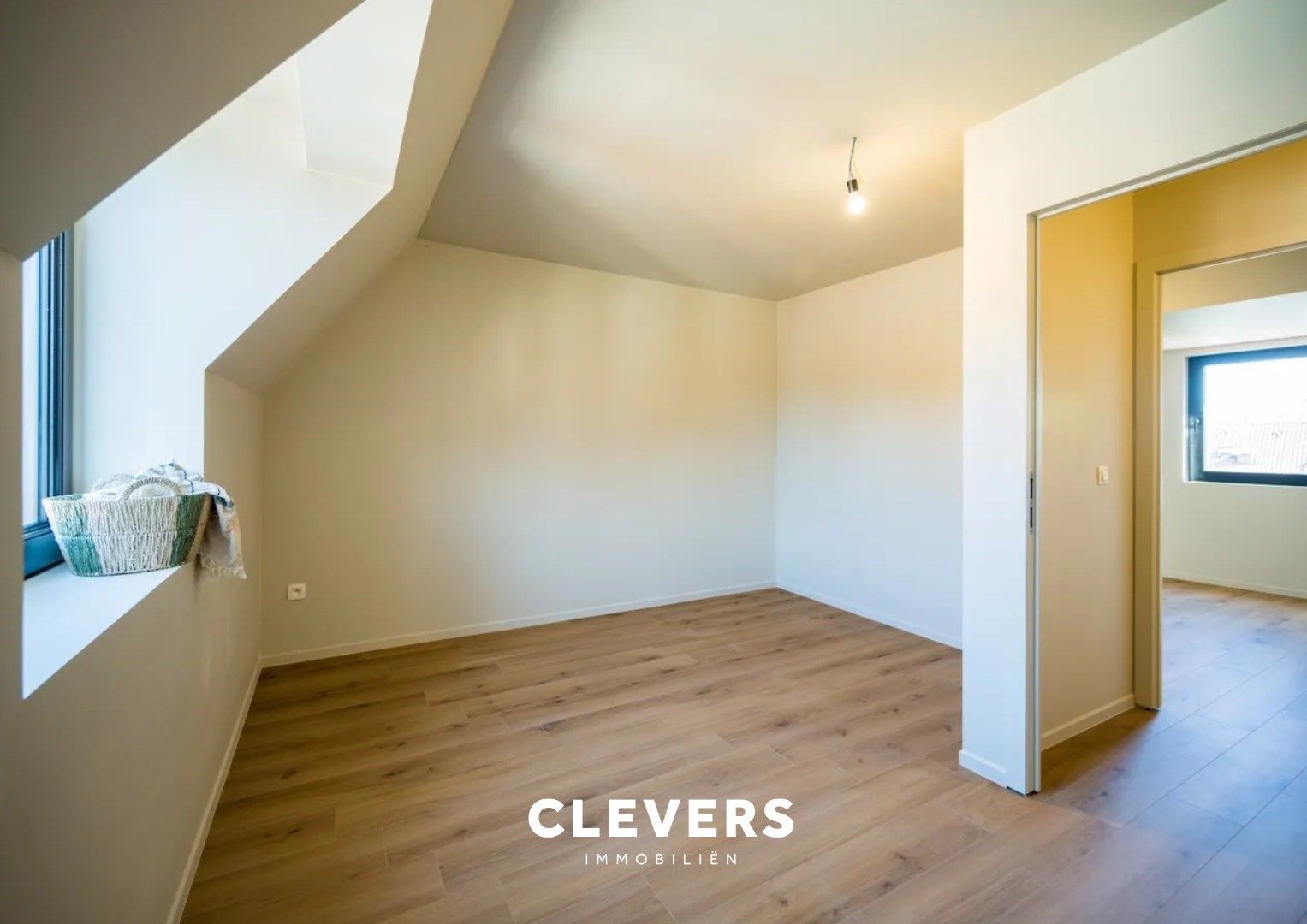 (her)nieuwbouwwoning met 4 slaapkamers gelegen in het historische Brugge foto 17
