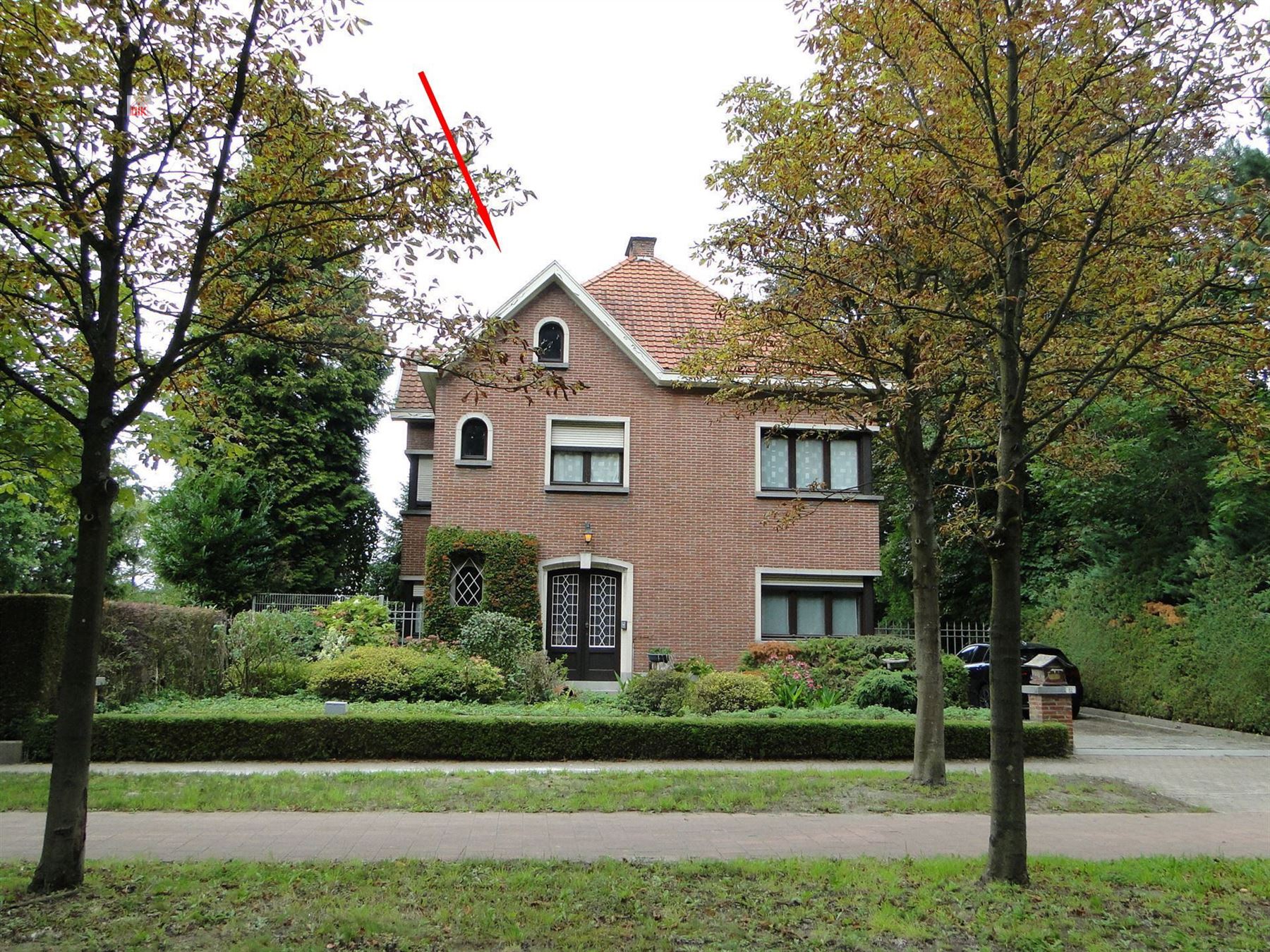 Villa met garage en zwembad  foto 2