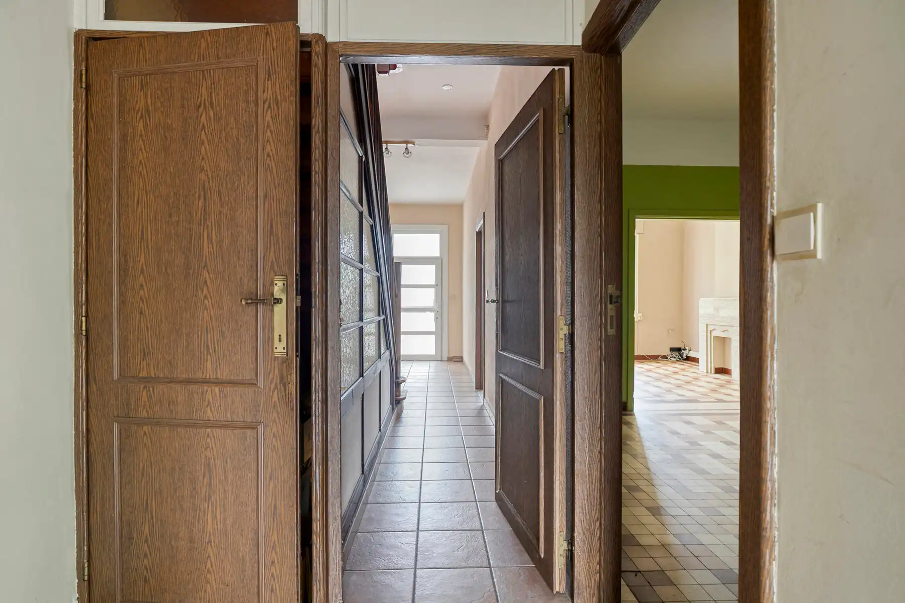 Eengezinswoning met 3 kamers, inrichtbare zolder en tuin foto 9