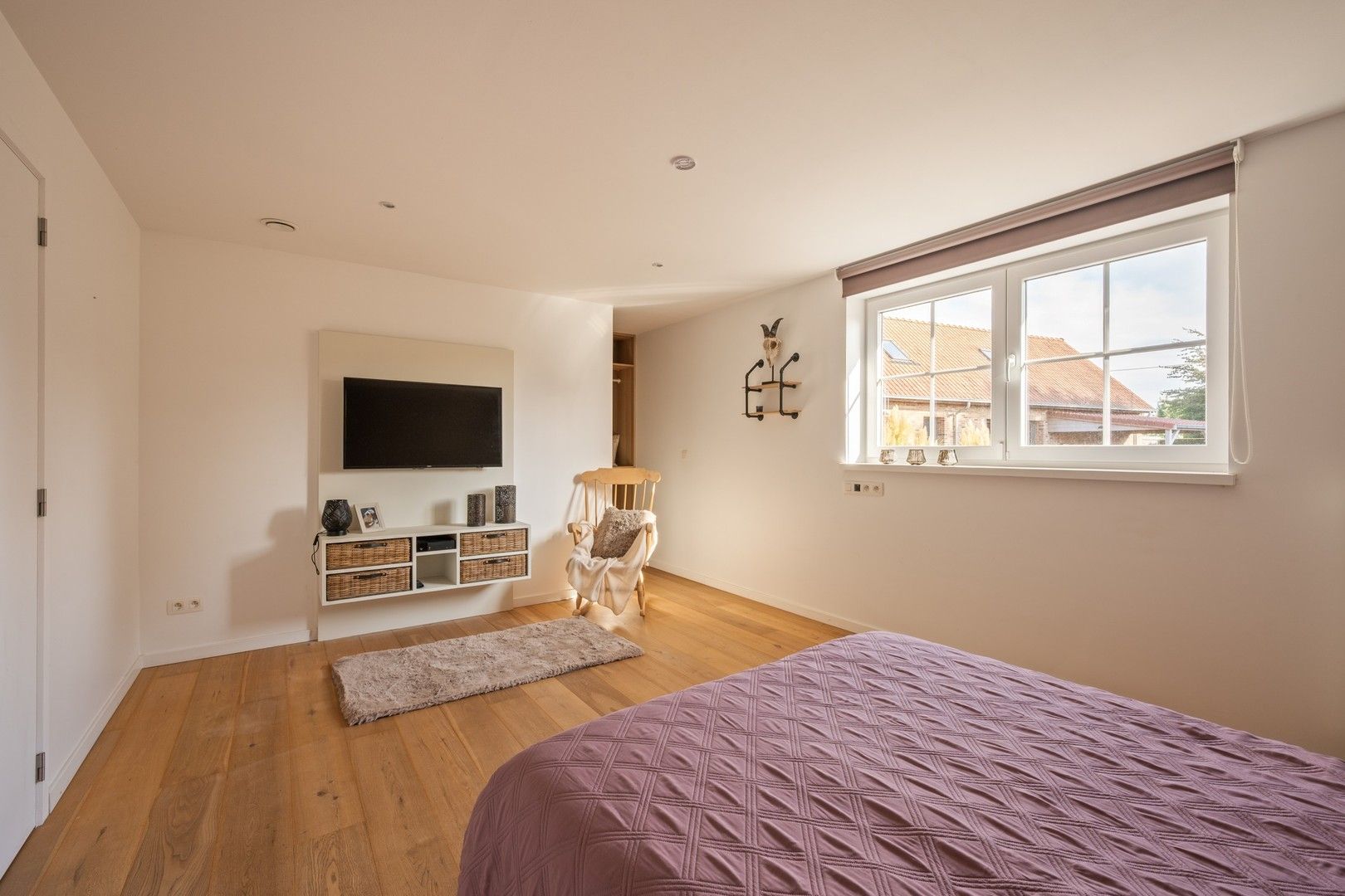 Instapklare en energiezuinige villa met zwembad en loods aan de voet van de Vlaamse Ardennen foto 17