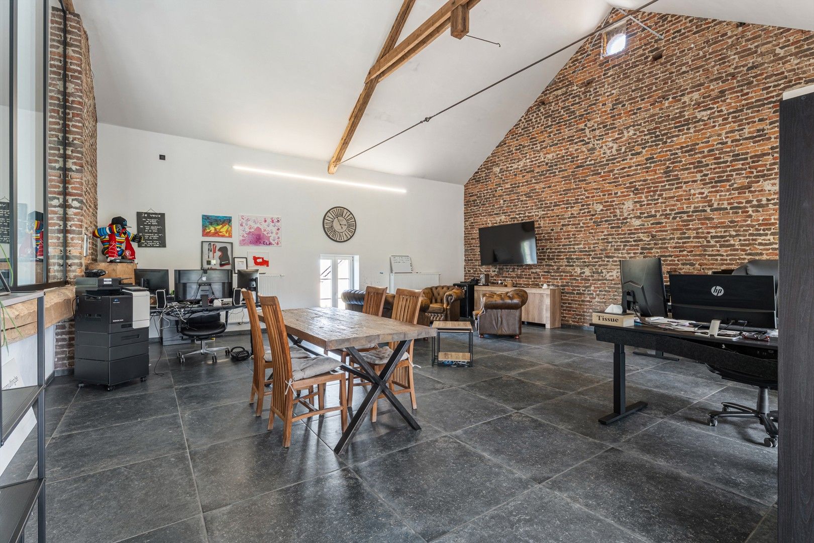 Stijlvolle gerenoveerde hoeve met 4 slaapkamers en kantoorruimte. foto 39