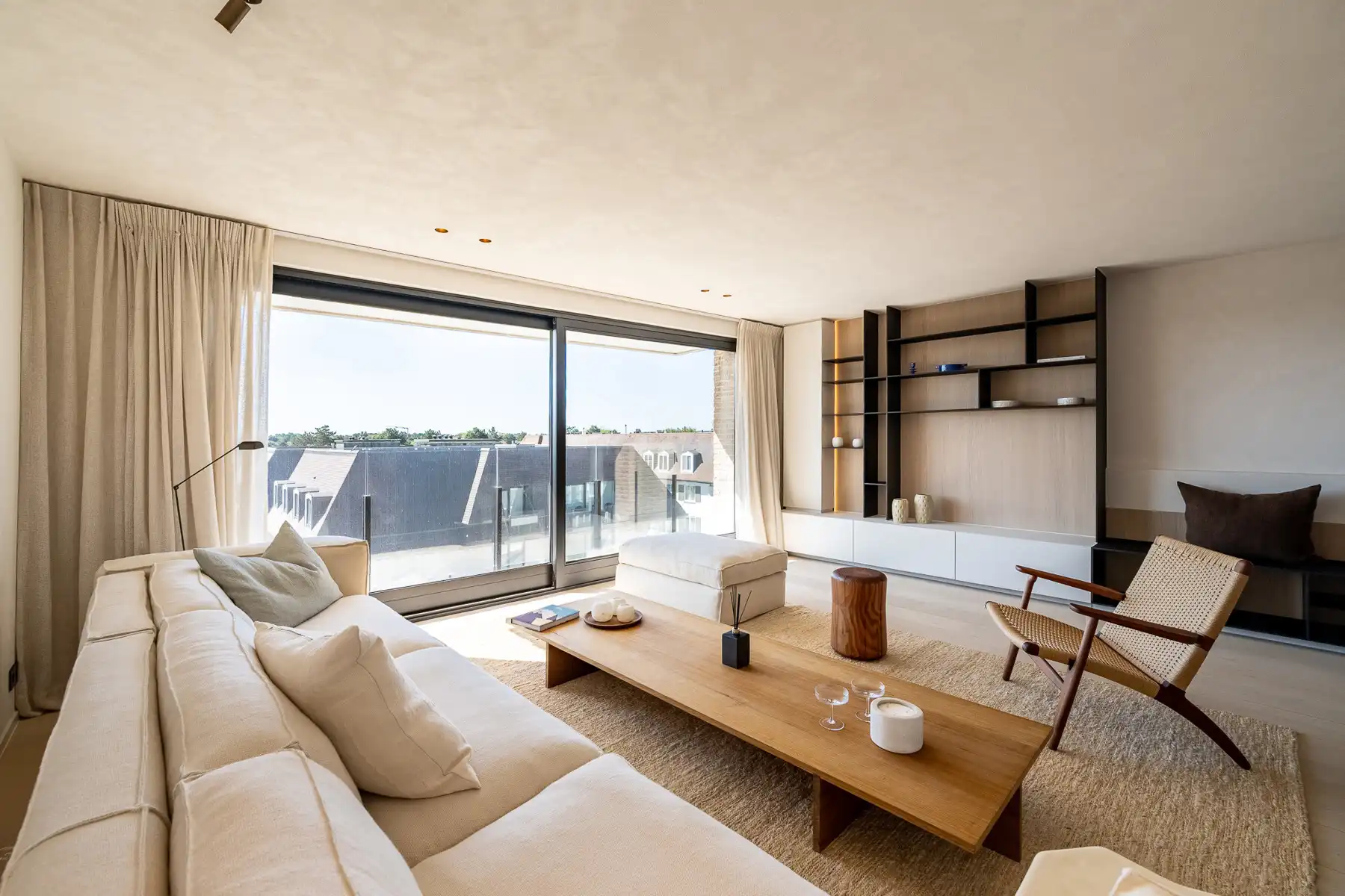Exclusief afgewerkt appartement in het Zoute foto {{pictureIndex}}