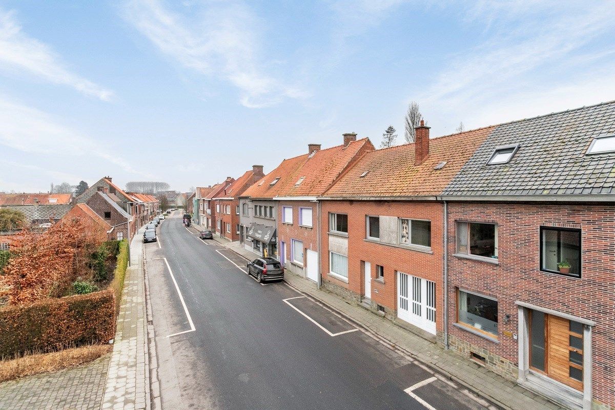 Ruime woning met 4 slaapkamers en garage! foto 22