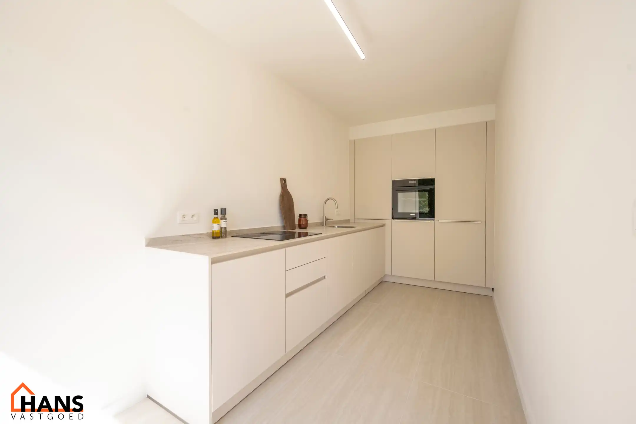 Gerenoveerd appartement foto 6