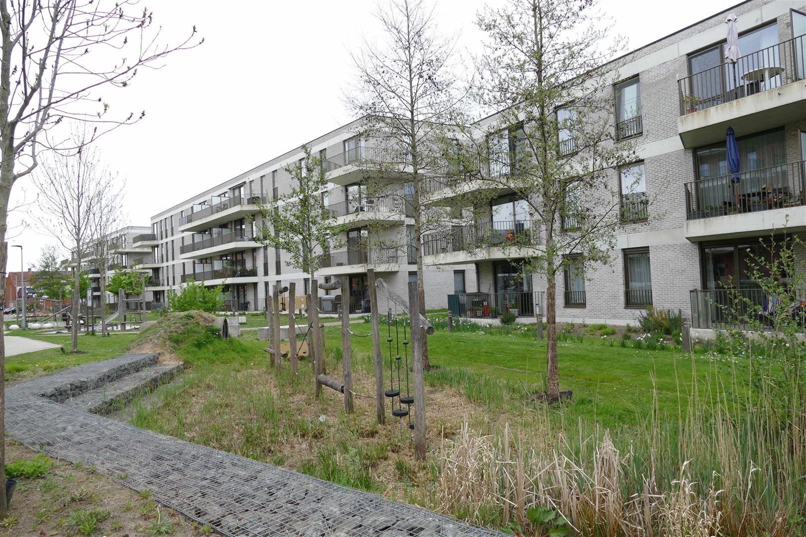 Modern 1-Slaapkamer Appartement in Sint-Niklaas foto 17