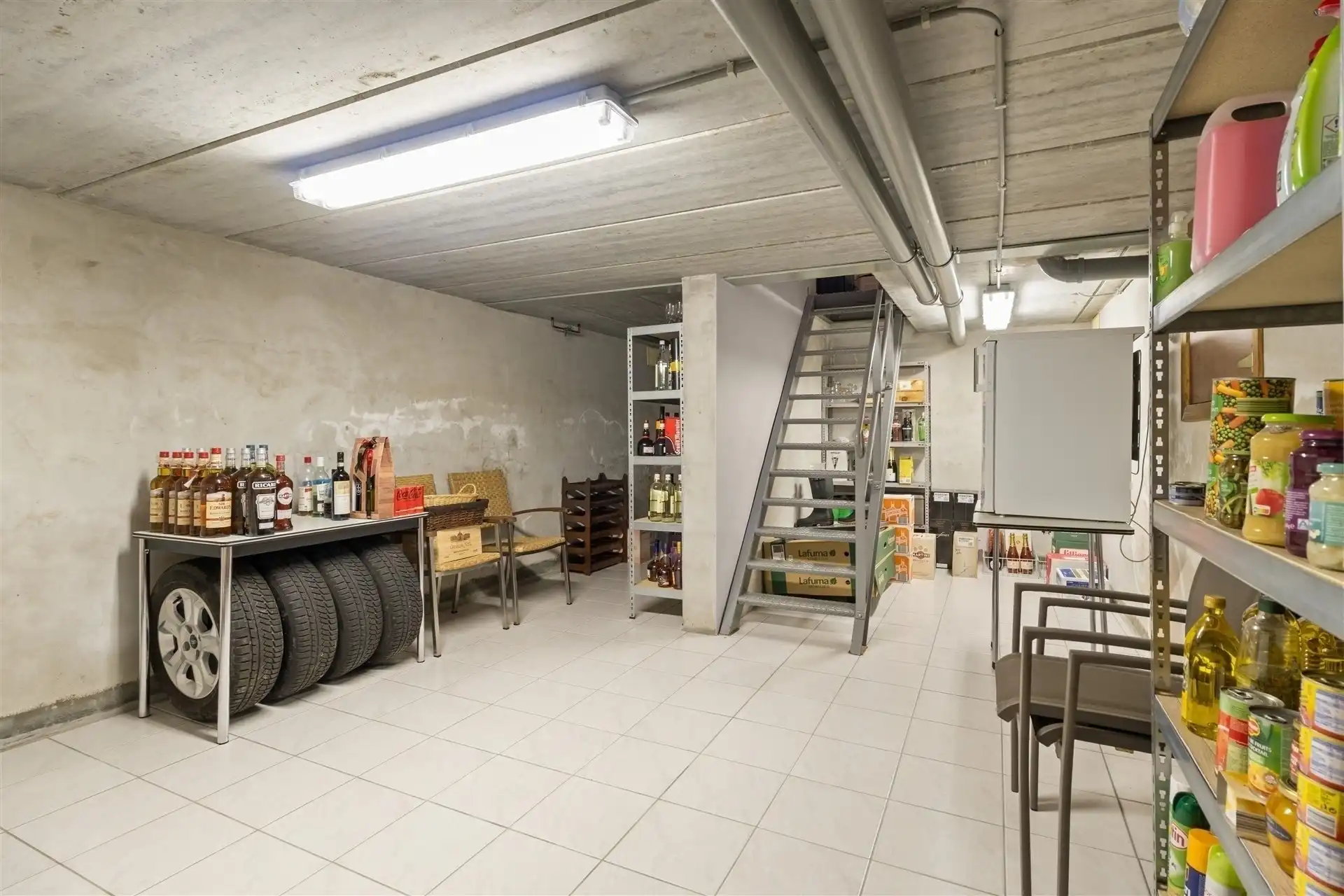 Gelijkvloers, verzorgde en solide woning  foto 16
