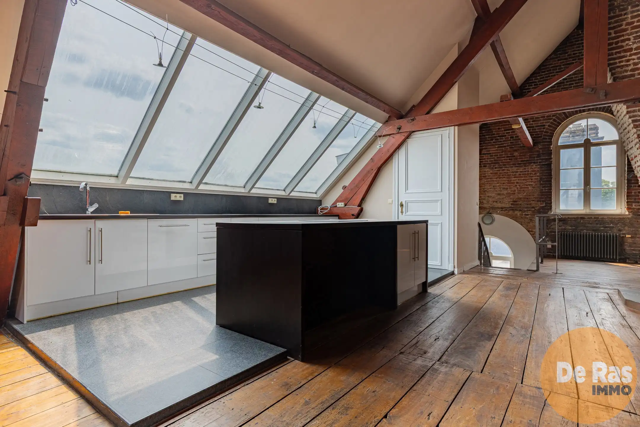 AALST - HERENHUIS MET 5 BOUWLAGEN foto 32