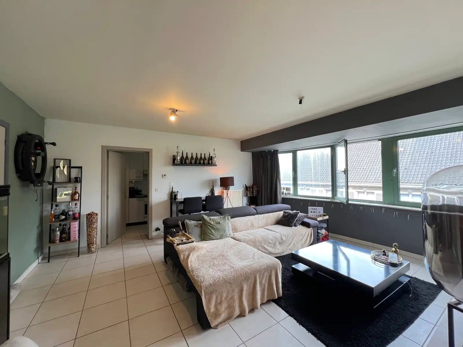 Leuk appartement met 1 slaapkamer en staanplaats foto 3