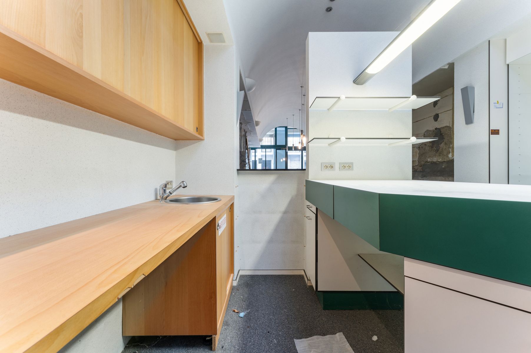 Appartement in centrum Oostende, voorheen apotheek foto 17