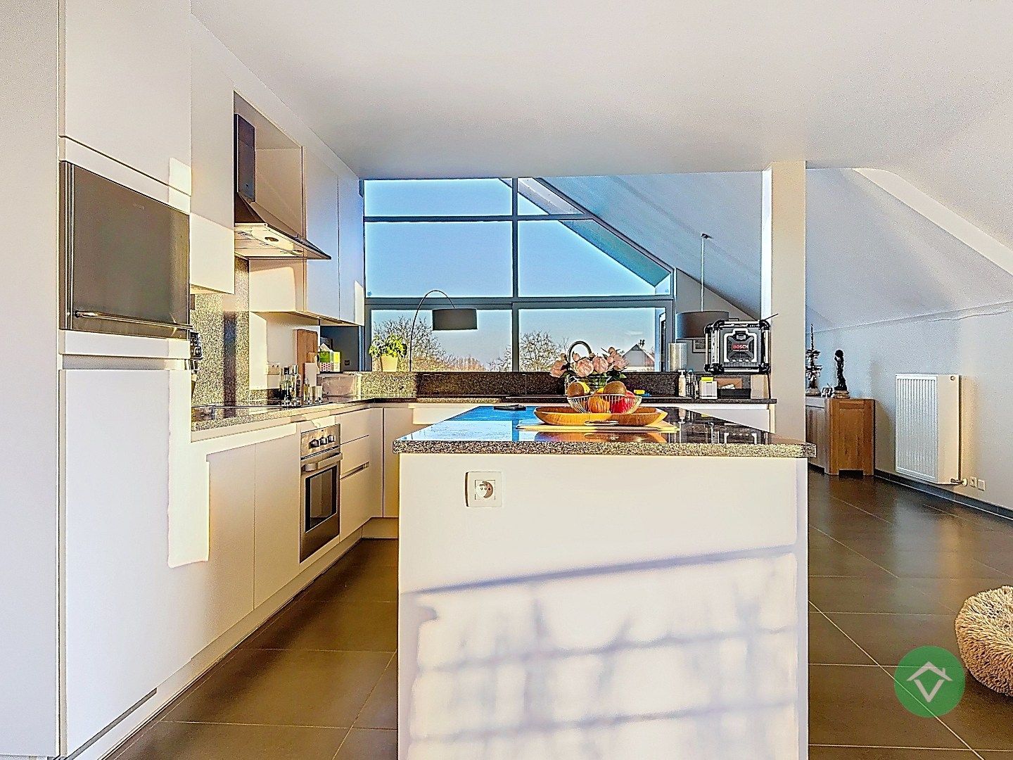 Luxe villa-appartement met dubbele garage en prachtig uitzicht in Koekelare foto 15