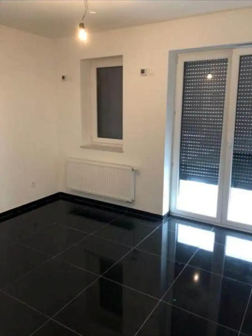 RECENTE OPBRENGSTEIGENDOM MET 2 APPARTEMENTEN! foto 21