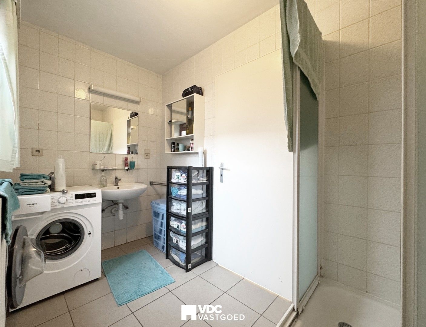 Mooi appartement met 1 slaapkamer in centrum Borgloon foto 7