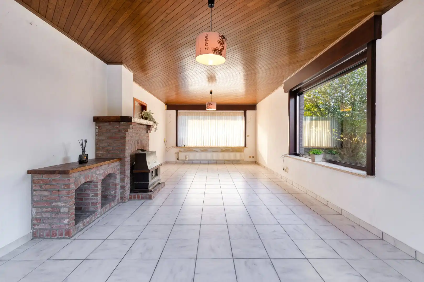 Vrijstaande woning met licht, ruimte en veel potentieel foto 6