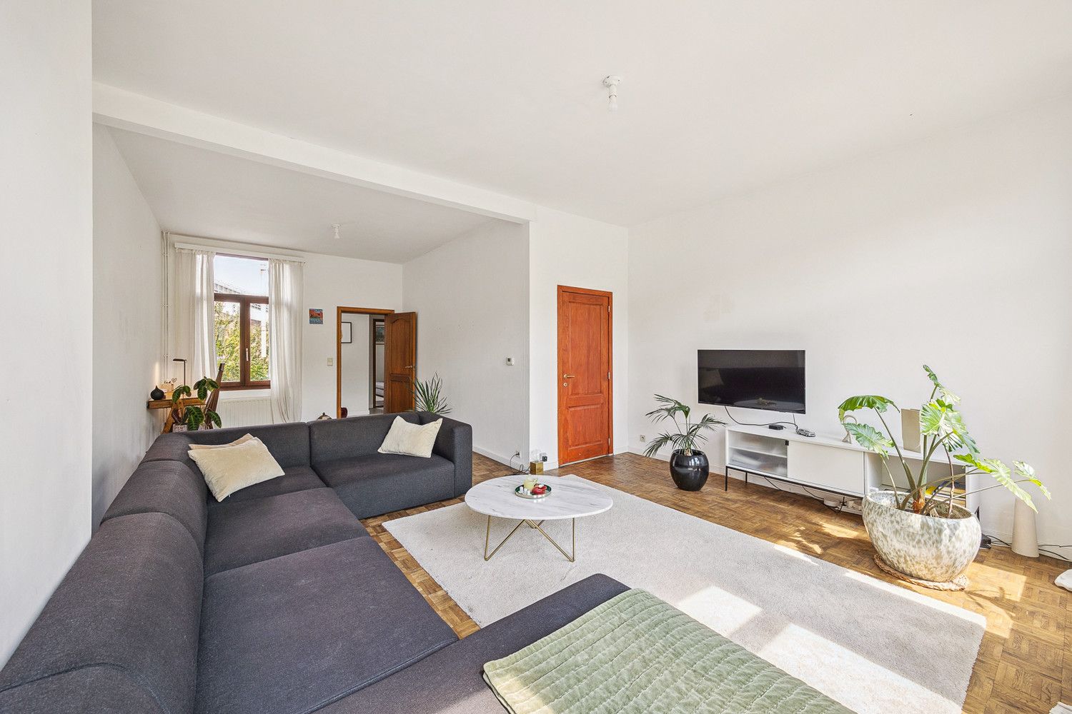 Instapklare en lumineuze herenwoning boordevol charme met aangename stadstuin in de Groenenhoek op de grens Borgerhout/Berchem- tot 5 slaapkamers foto 22